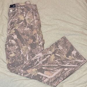 Abercrombie & Fitch Men's real tree camo pants